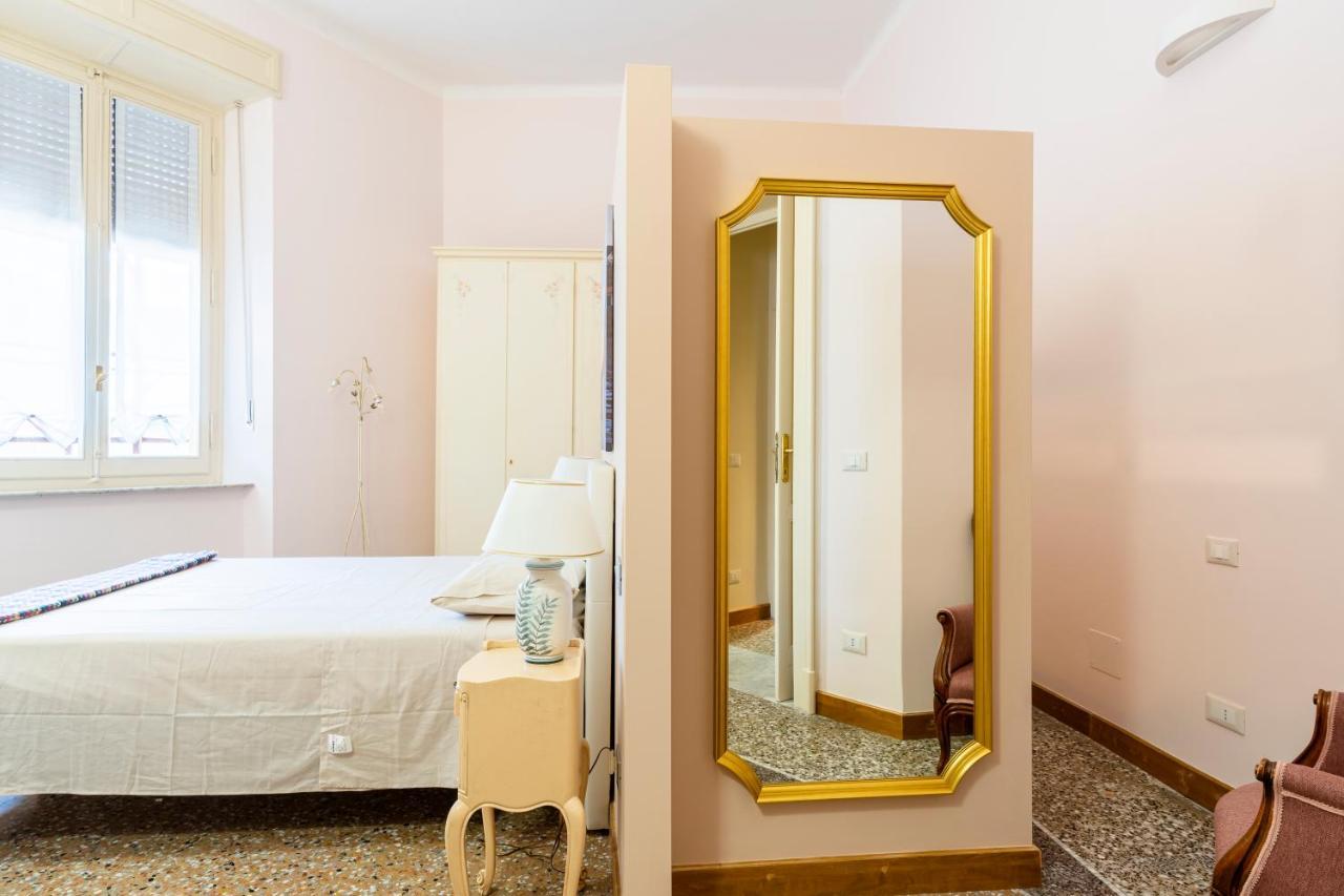 Livorno Central Flat-2 Min Walk The Cathedral! Екстериор снимка